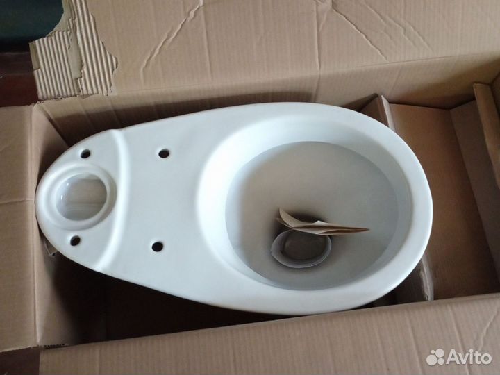 Унитаз новый без бачка