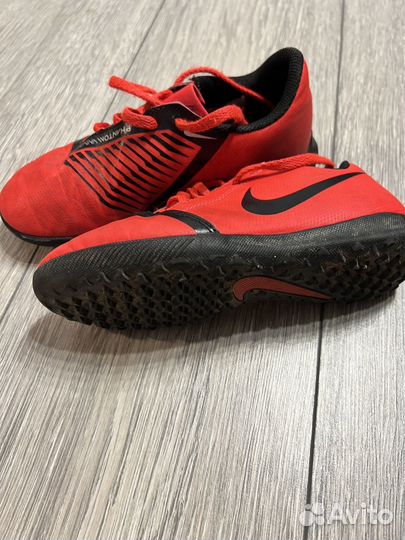 Сороконожки nike phantom venom club tf