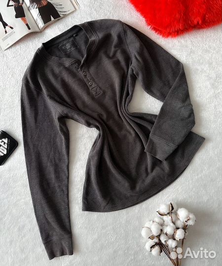 Женская одежда пакетом поло,свитера,брюки 48-50