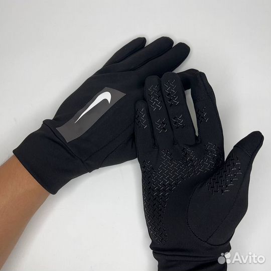 Перчатки Nike