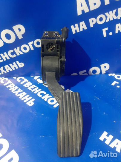 Педаль газа Ваз Лада Калина седан 11183 2012