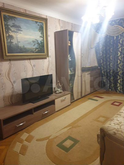 3-к. квартира, 60 м², 1/5 эт.