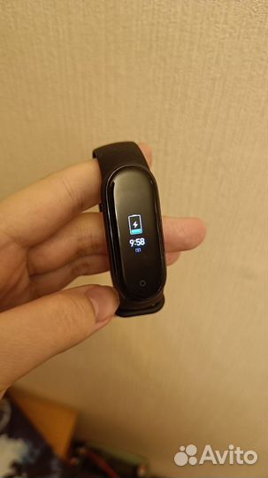 Фитнес-часы Miband 5