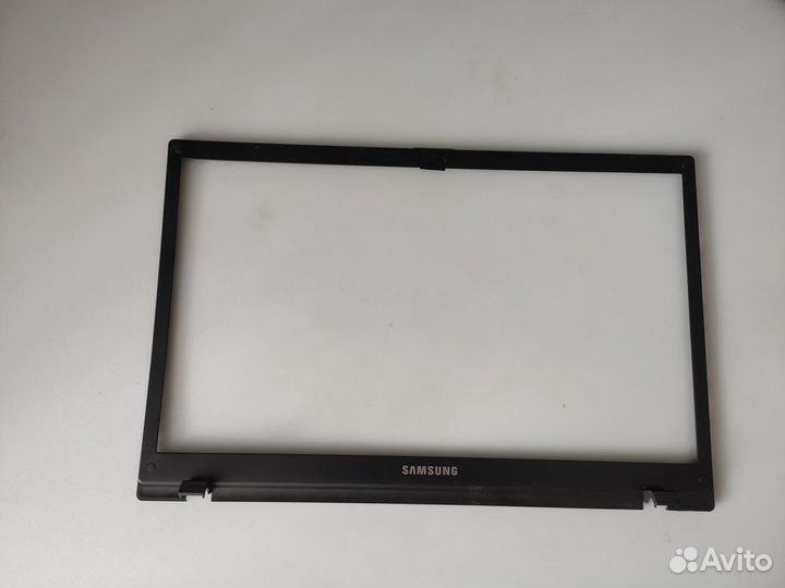 Samsung np300v5a корпус и запчасти