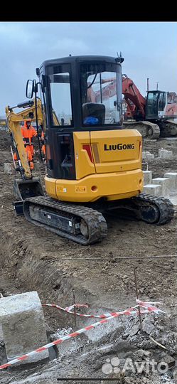 Аренда,услуги Миниэкскаватора 4.0т