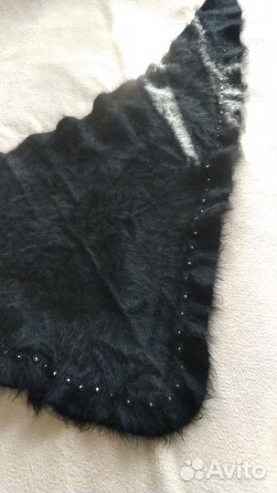 Лёгкая косынка из ангоры