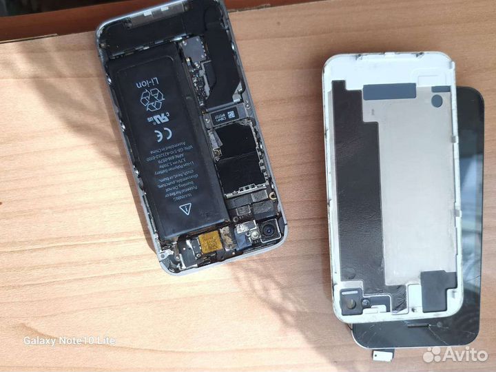 iPhone 4S, 32 ГБ