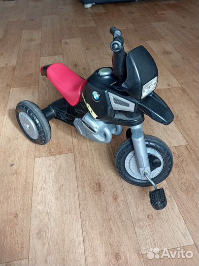 Детский трехколесный велосипед