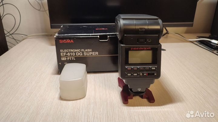 Фотовспышка Sigma EF-610 DG super