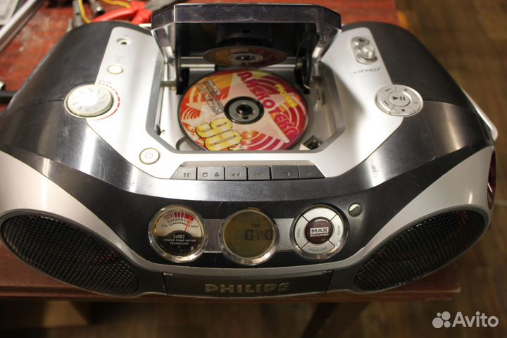 Музыкальный центр