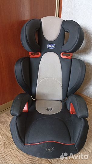 Детское автокресло 15 до 36 кг chicco