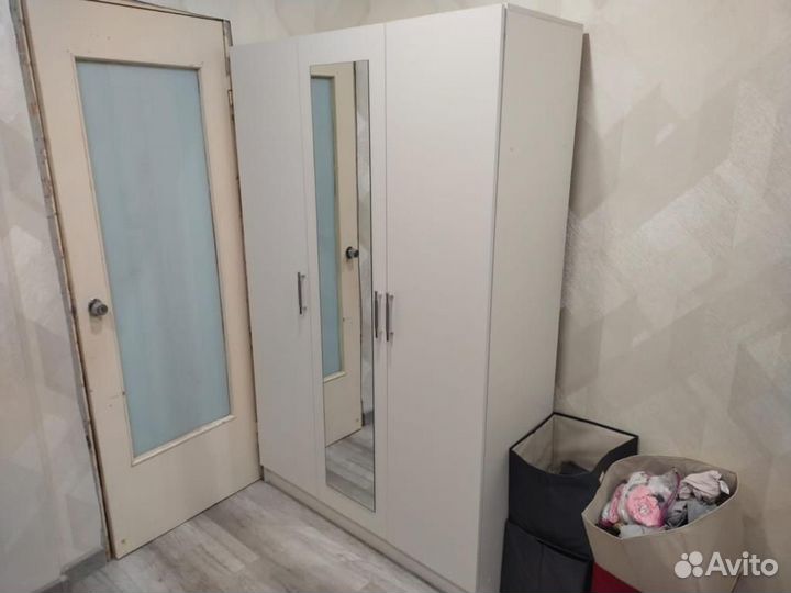 Шкаф распашной