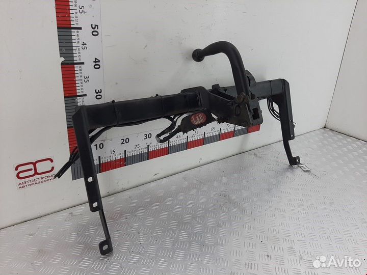 Фаркоп для Toyota Avensis 2 (T250)