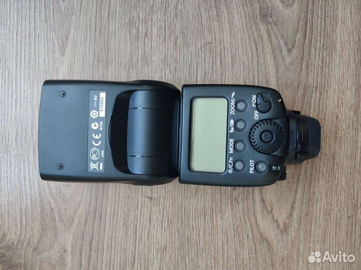 Вспышка камеры canon Speedlite 580exii