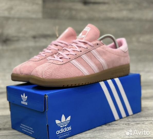 Кроссовки женские Adidas Bermuda