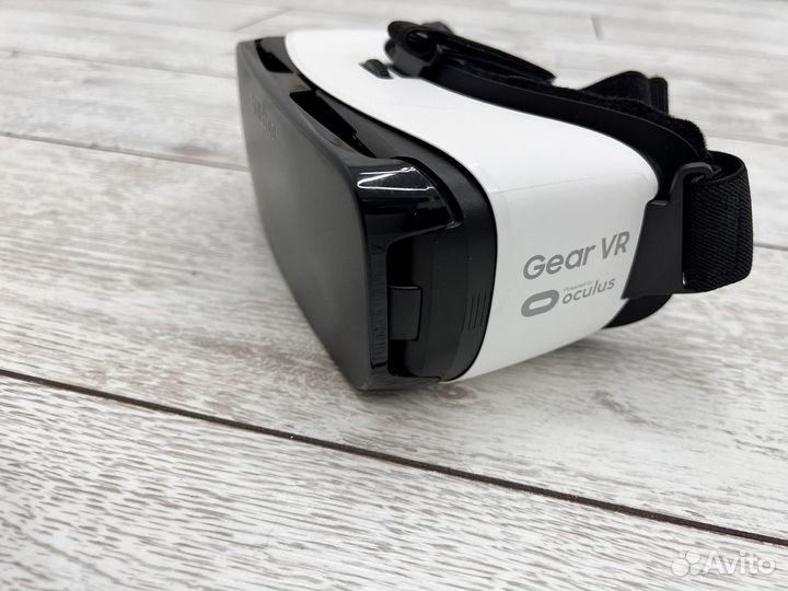 Очки виртуальной реальности samsung gear vr