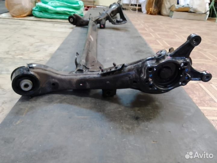 Продам балку Kia Rio