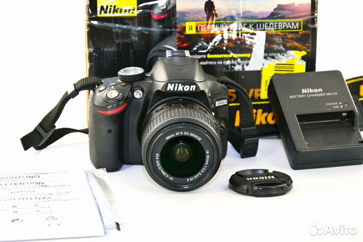 Nikon D3200 24.2MP зеркалка Kit AF-S VR 18-55