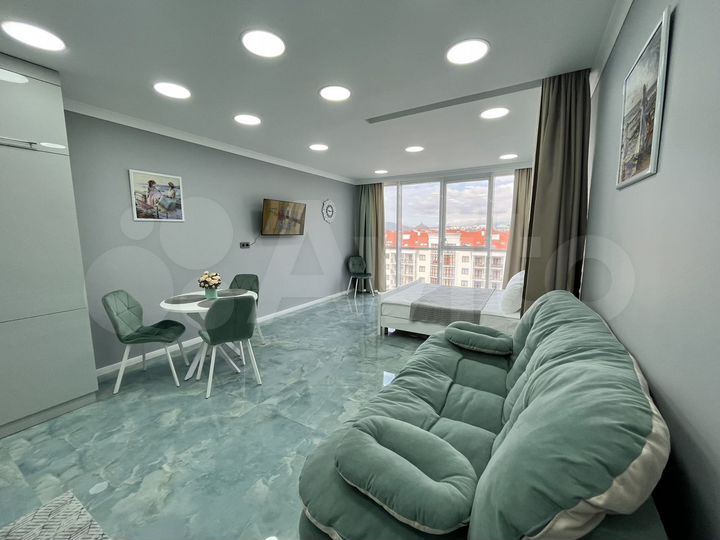 Квартира-студия, 37 м², 10/20 эт.