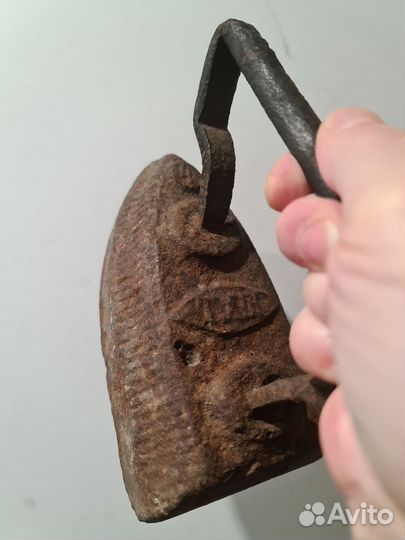 Утюг чугунный старинный, цена договорная