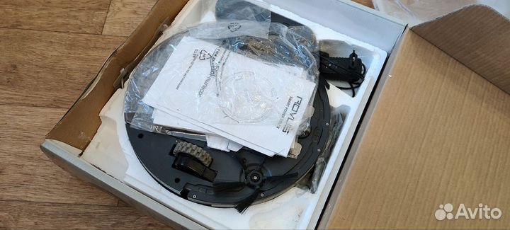 Робот пылесос rovus