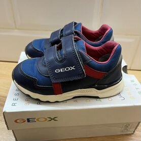 Детские кроссовки geox