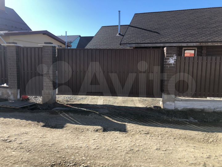 Коттедж 200 м² на участке 9 сот.