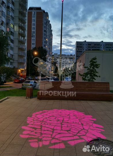 Мощные проекторы для рекламы на тротуарах