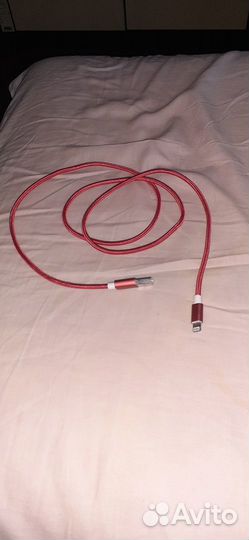 USB-шнур Lightning (для iPhone)