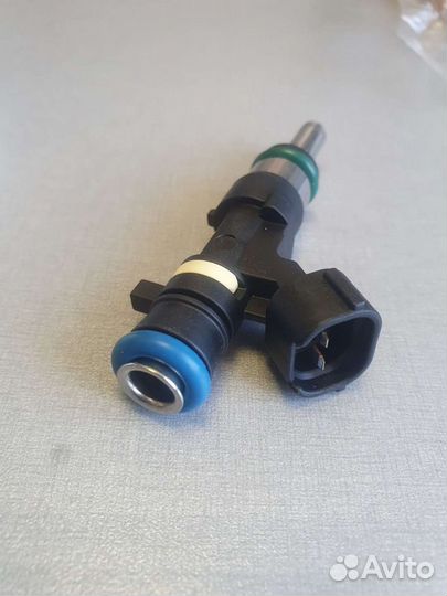 Форсунка топливная Mitsubishi 1465A029