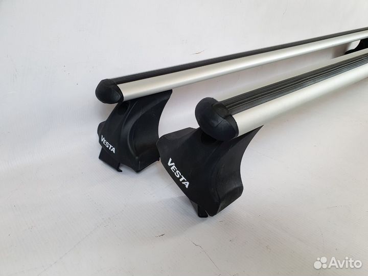 Багажник на Лада Веста св поперечины на рейлинги