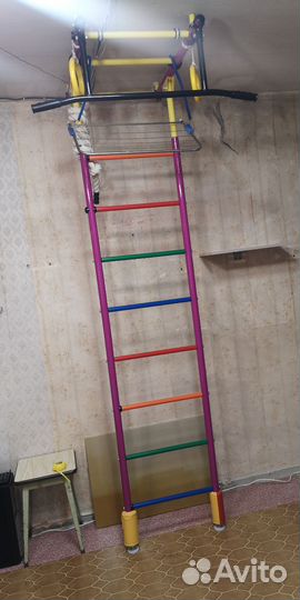 Детская шведская стенка. Спортивная лестница