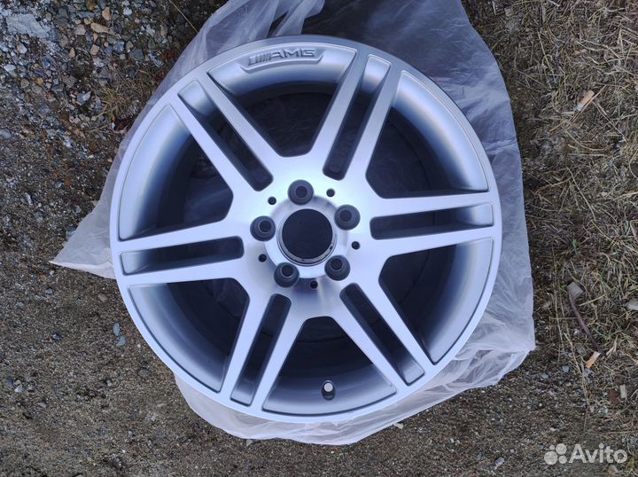 Оригинальный колесный диск Mercedes AMG