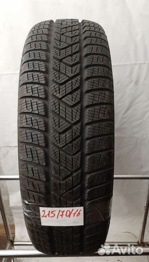 Pirelli Scorpion Winter 215/70 R16 104H