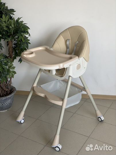 Стульчик для кормления luxmom (новый)