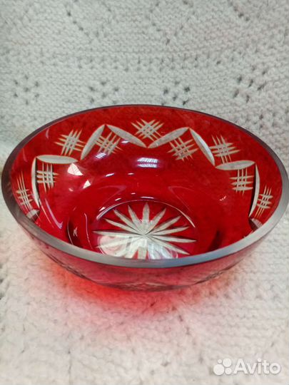 Конфетница СССР красная