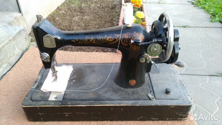 Швейная машинка