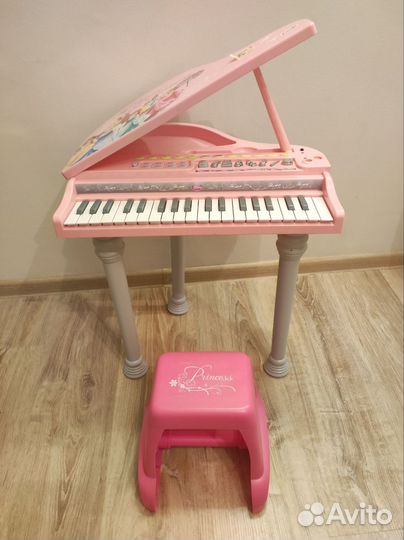 Синтезатор, детский рояль