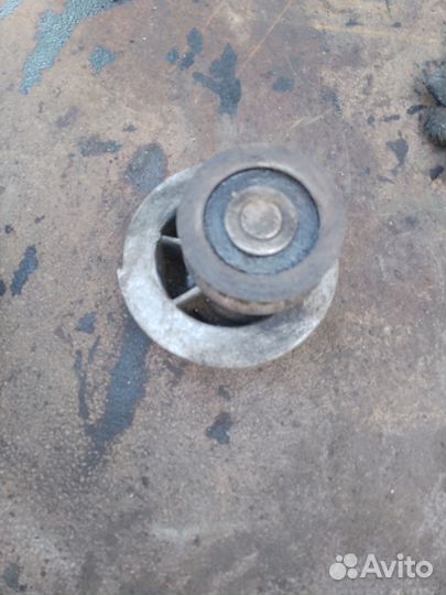 Насос водяной Opel Astra F