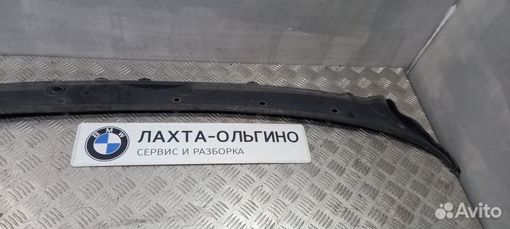 Жабо Bmw X5 E70 15671610