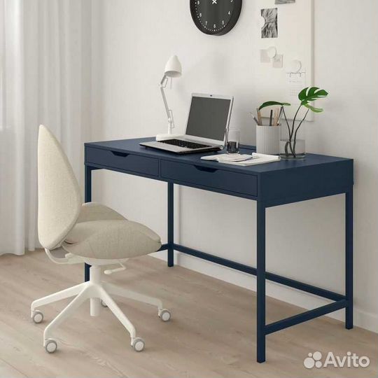 Компьютерный стол IKEA