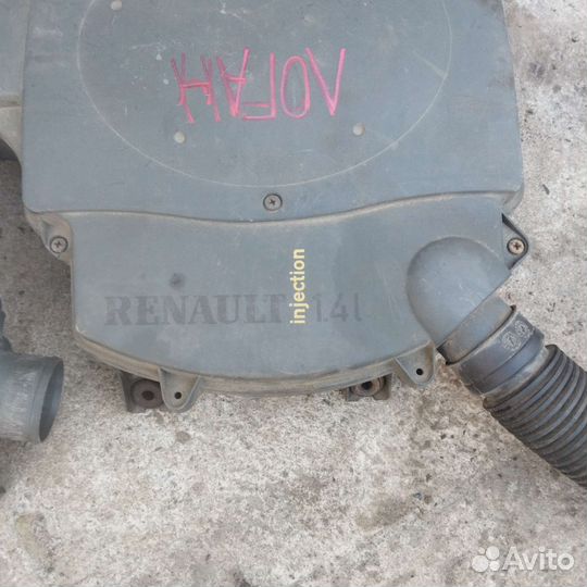 Корпус воздушного фильтра Renault 1