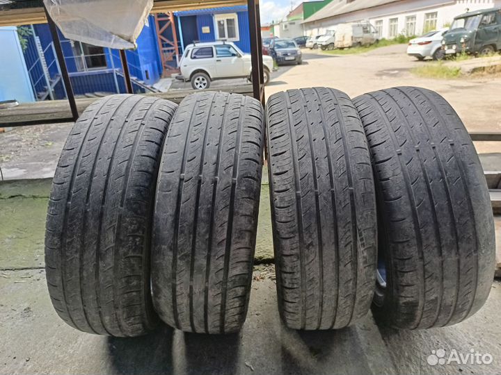 Dunlop SP Touring T1 205/55 R16