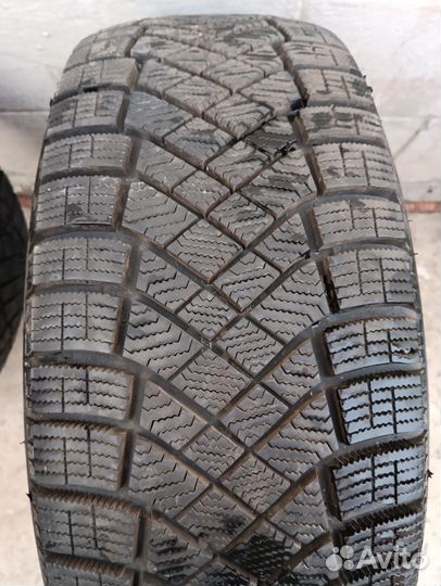 Pirelli Ice Zero 205/55 R16