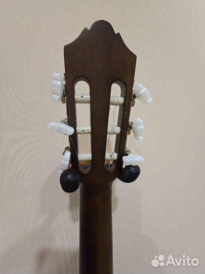 Классическая гитара yamaha cs40