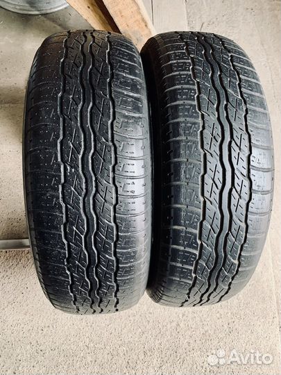 Bridgestone Dueler H/T D687 225/65 R17