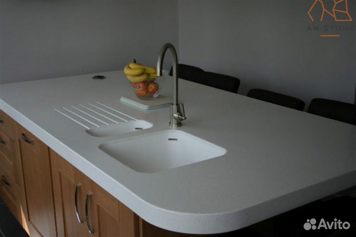 Столешницы из акрилового камня