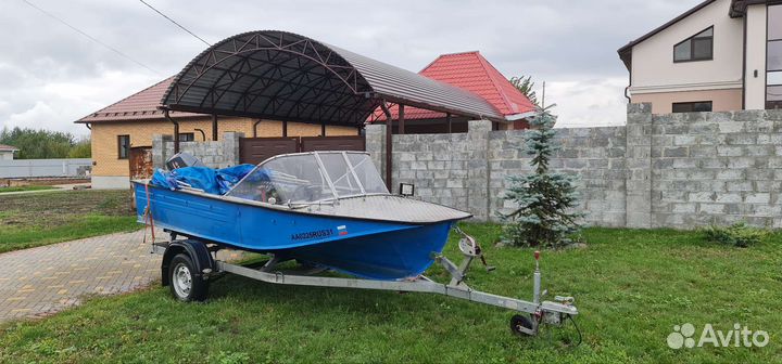 Моторная лодка