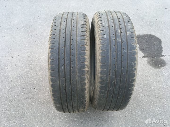 Goodyear EfficientGrip SUV 4x4 225/65 R17
