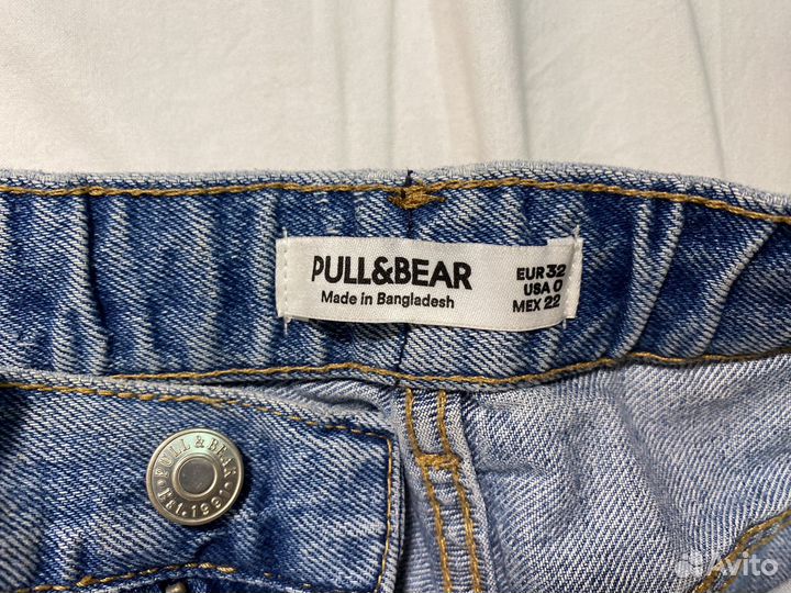 Джинсы mom pull and bear женские